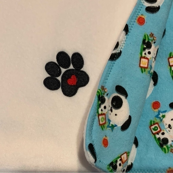 𝅺❤️🐾BRAND NEW❤️🐾Handmade Super soft cozy blanket - Picture 2 of 8